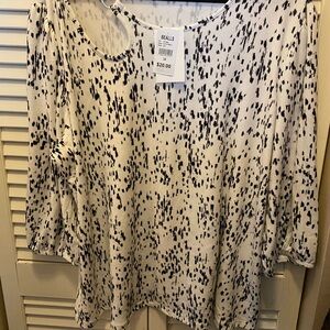 Elegant Black and White Speckled Blouse